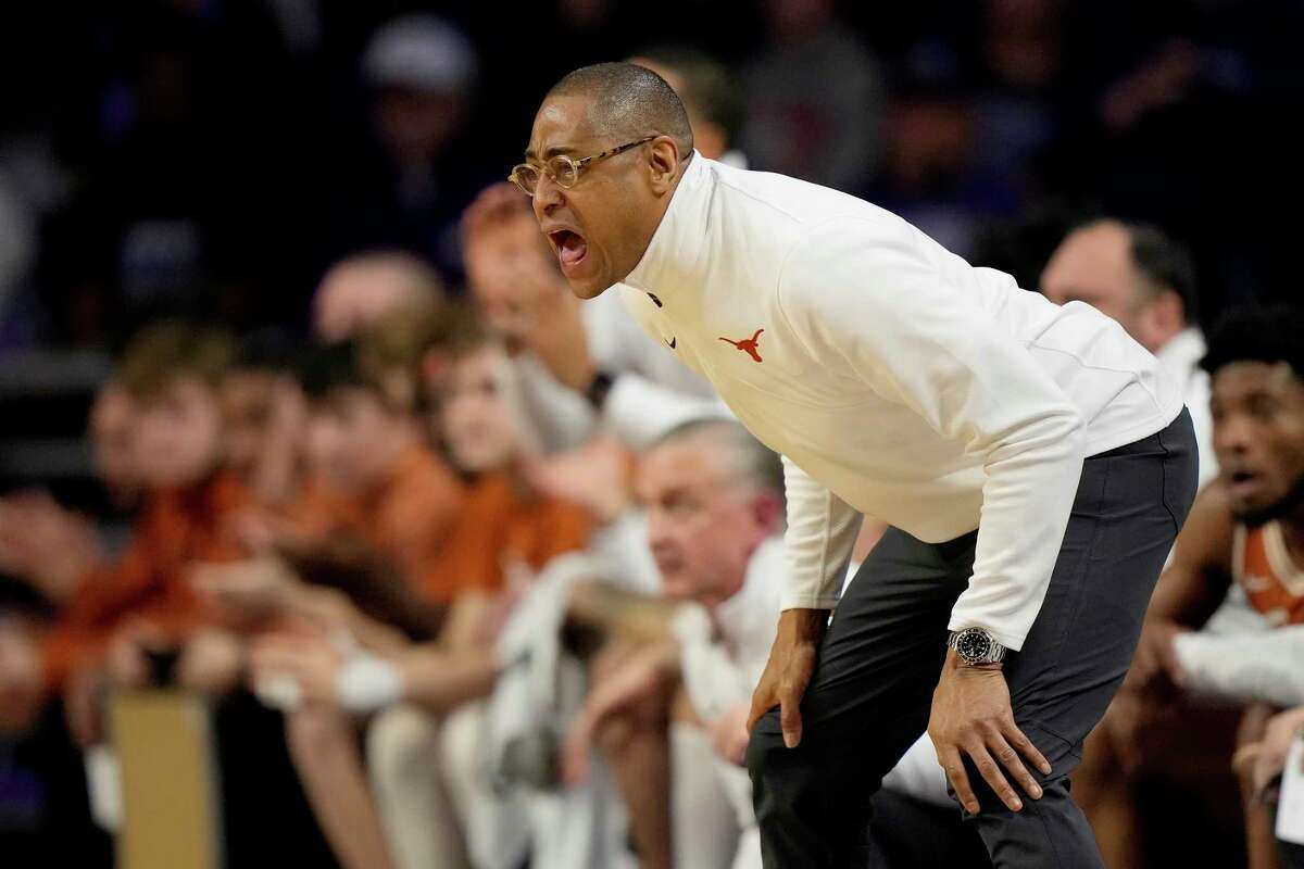 Texas bumps interim coach Rodney Terry salary over $800,000 - The San Diego  Union-Tribune