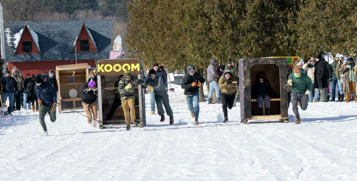 Photo gallery Lake Winter Carnival