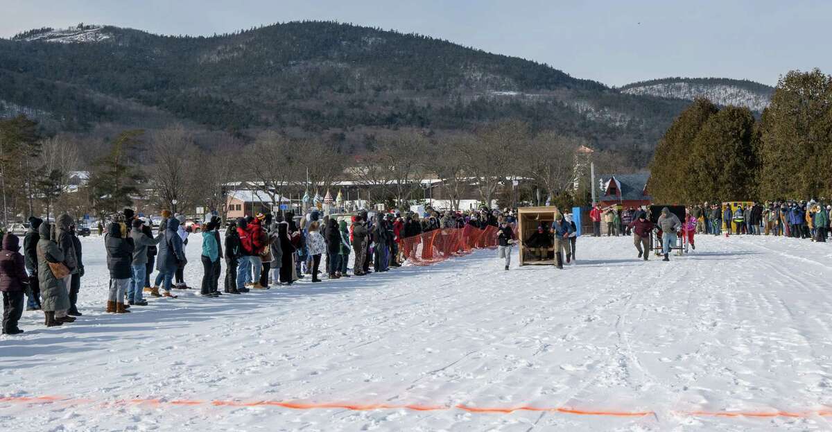 Photo gallery Lake Winter Carnival