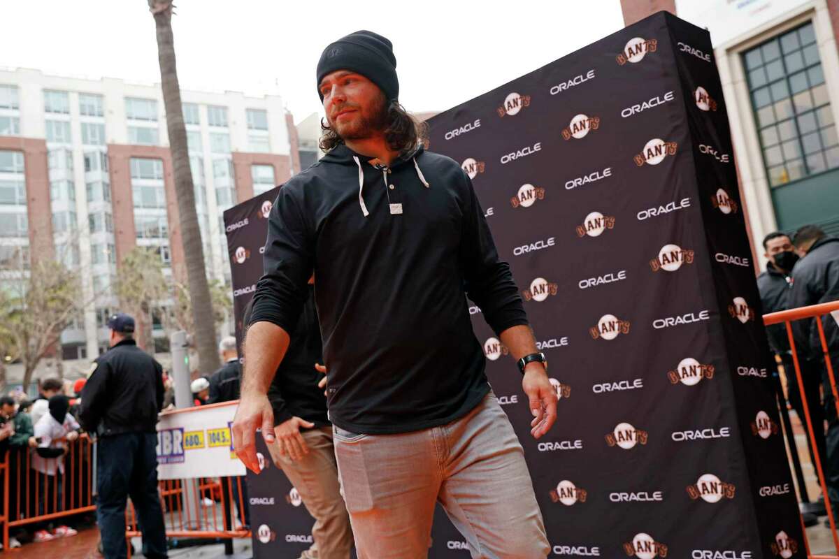 Giants' Brandon Crawford brings effortless style sense to spring training -  Phoenix Business Journal