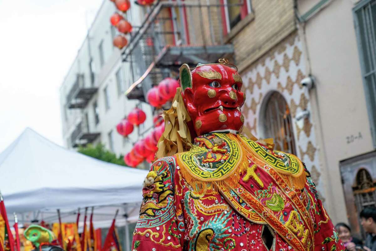 While some people wore rabbit hats or costumes, in chorus with the Year of the Rabbit, the Chinese New Year Parade also included various displays of traditional costuming.