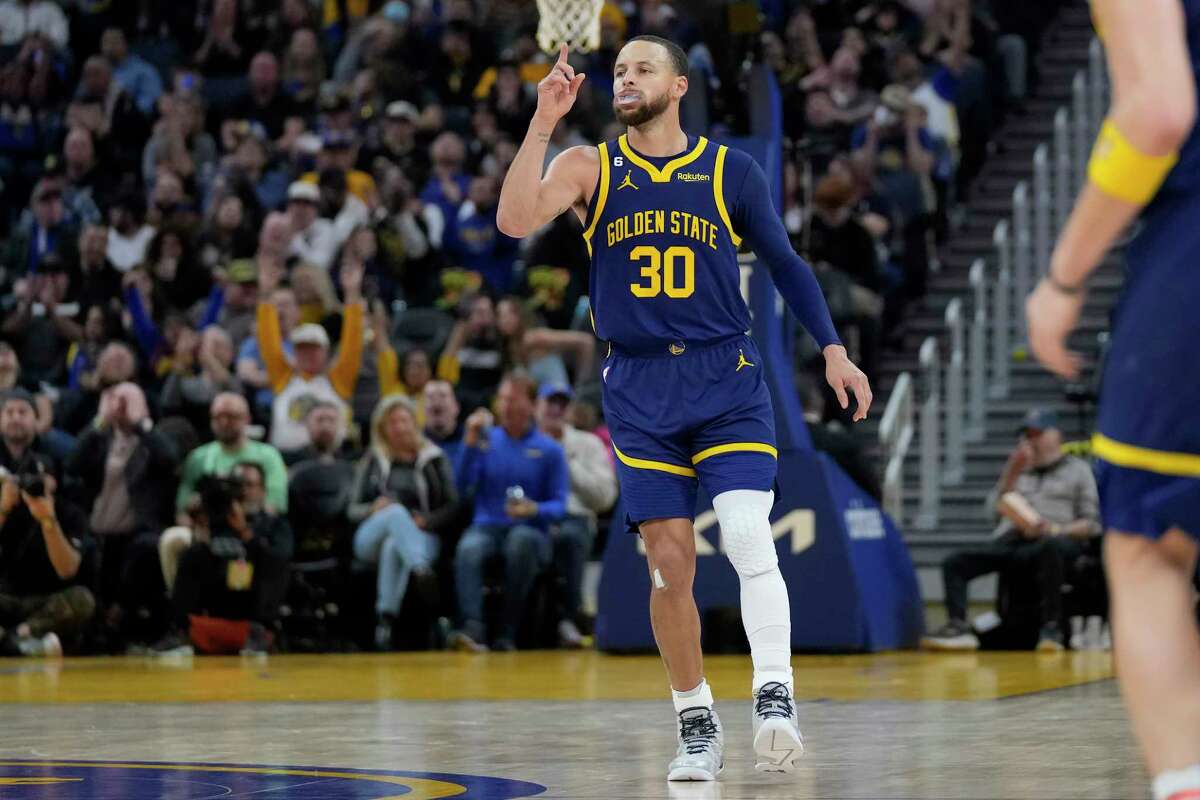The Warriors' Stephen Curry was injured in a game at Chase Center against the Dallas Mavericks on Saturday in San Francisco.
