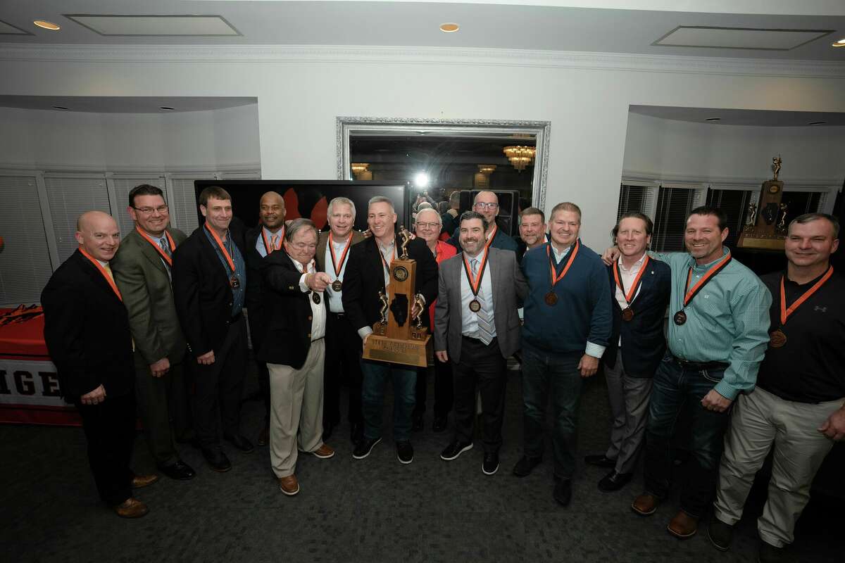 Edwardsville High School inducts new Hall of Fame class