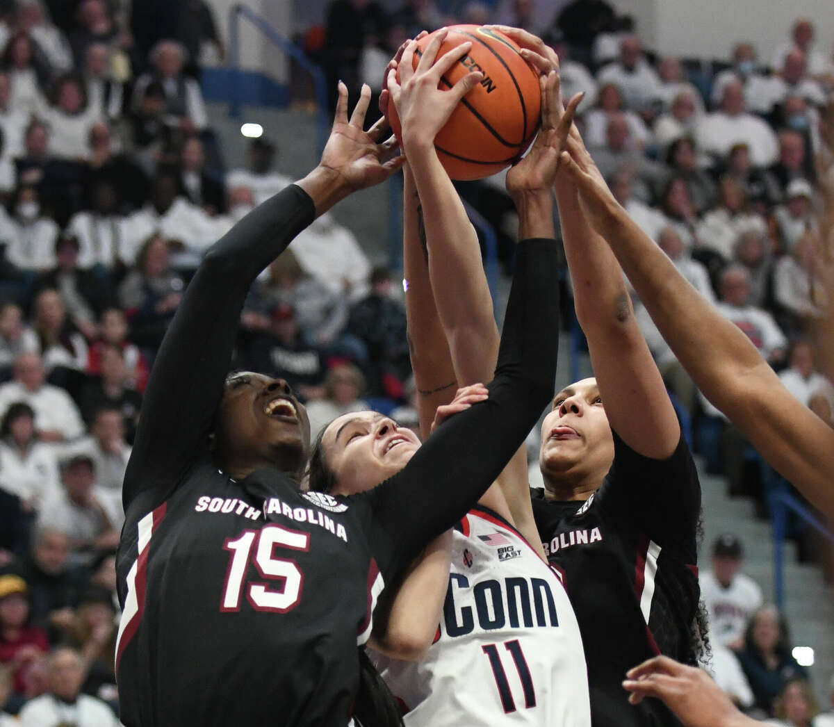 UConn women encouraged despite loss to South Carolina