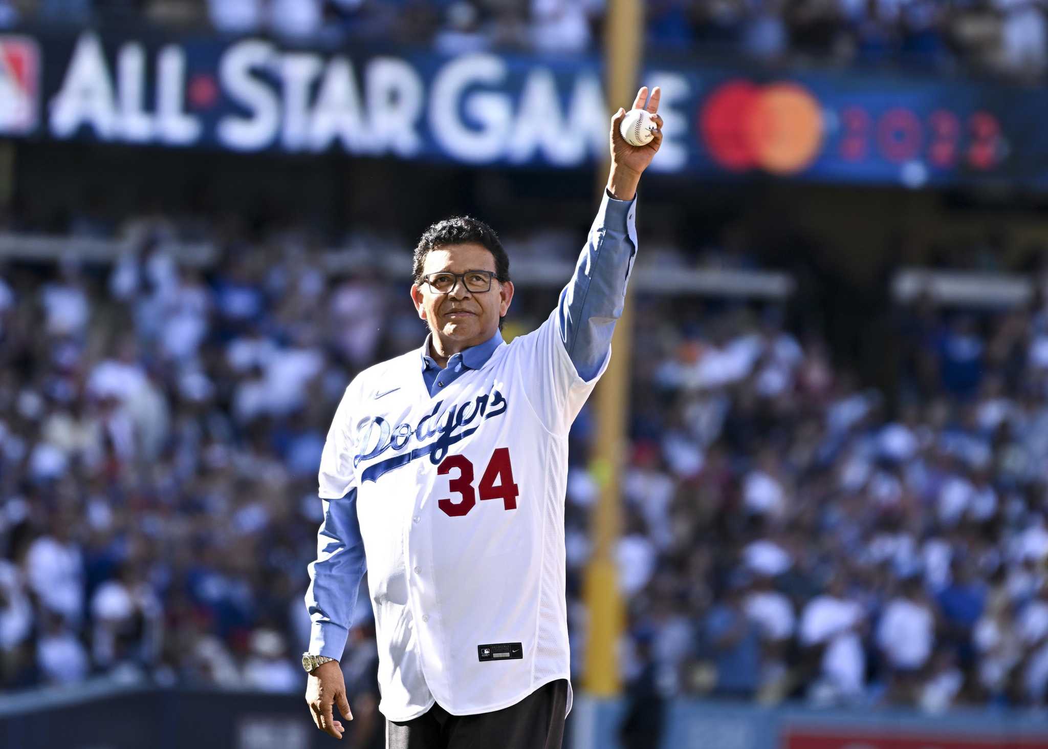 Dodgers to retire Fernando Valenzuela's No. 34 this summer – Orange County  Register
