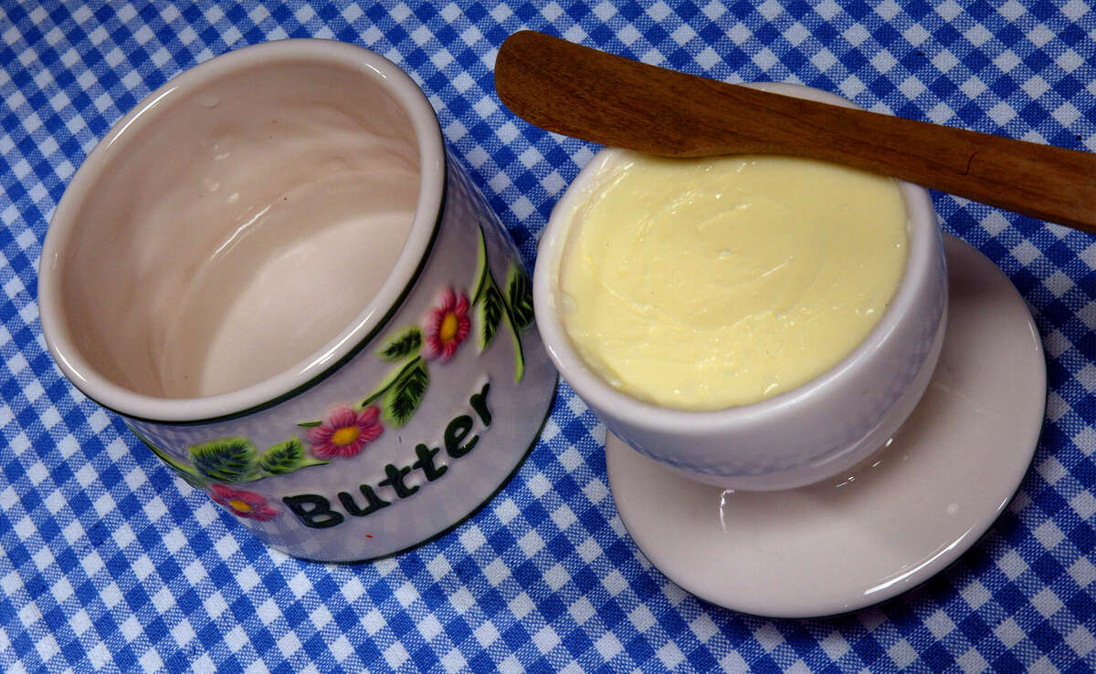 What Are Butter Candles: How To Make Them
