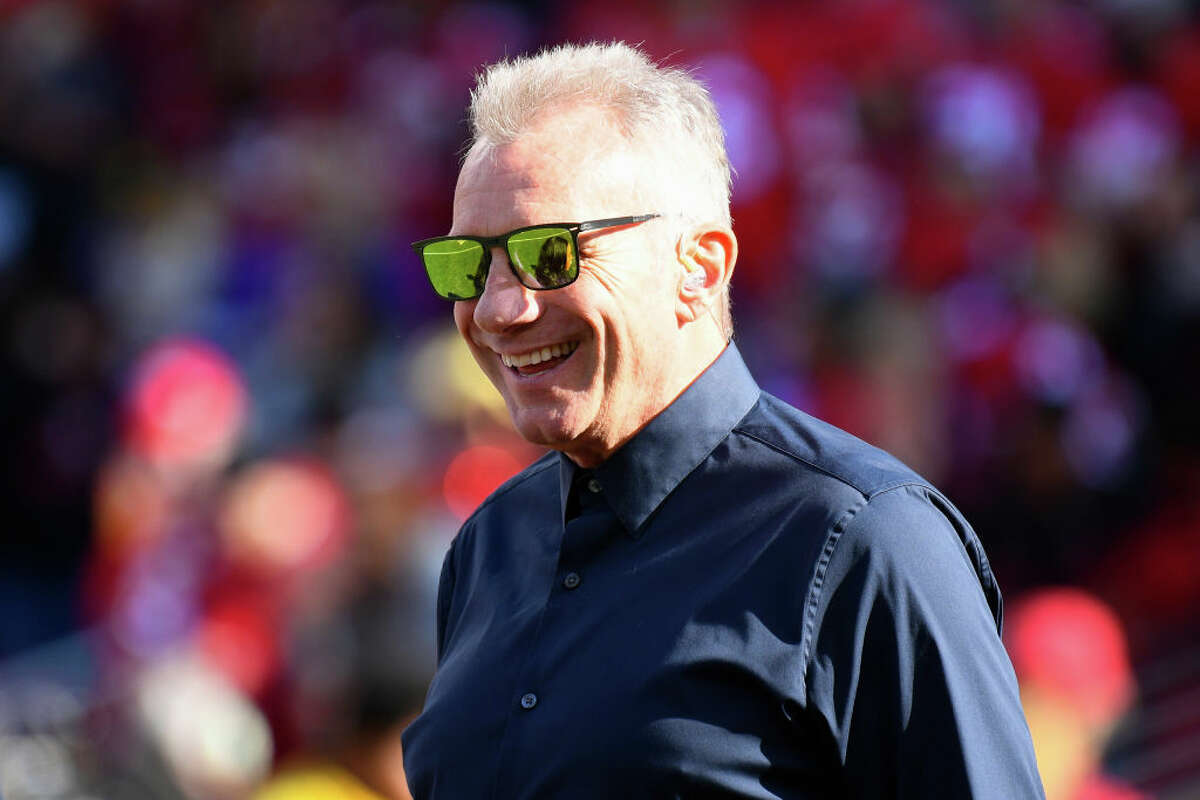 Former 49ers quarterback Joe Montana looks on during the NFC divisional-round game between the Minnesota Vikings and the San Francisco 49ers on Jan. 11, 2020, at Levi's Stadium in Santa Clara, Calif.