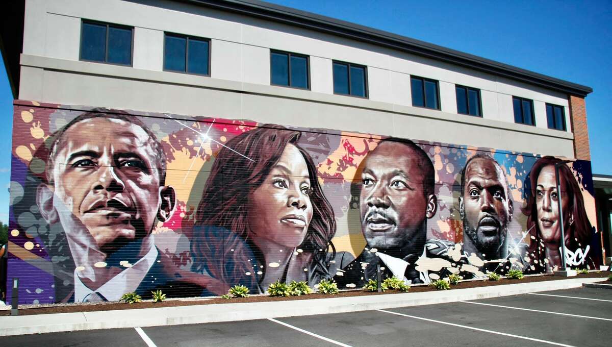In Bloomfield, ARCY painted a mural, which was unveiled on Juneteenth 2021, depicting actor and Bloomfield native Anika Noni Rose, football player and Hartford native Dwight Freeney, King, Vice President Kamala Harris and former president Barack Obama.