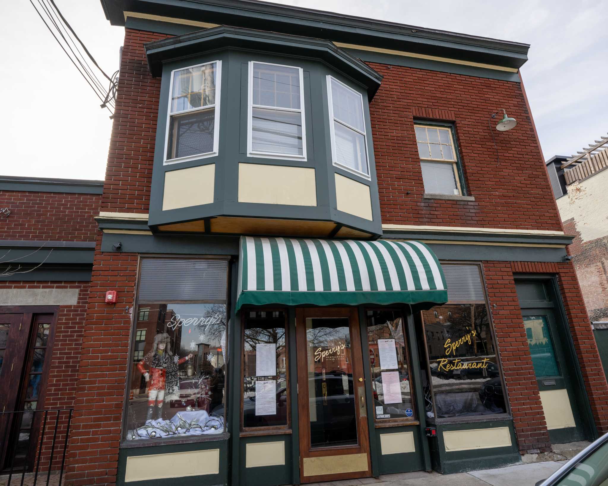 Nové owner buying Sperry's, hopes to develop hotel around it