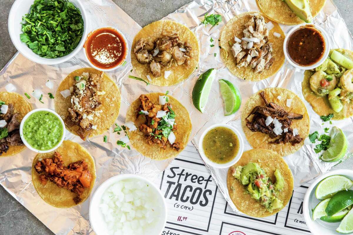 La Calle Tacos is participating in 2023 Eat Drink HTX fundraiser with discounted dining options including street tacos.
