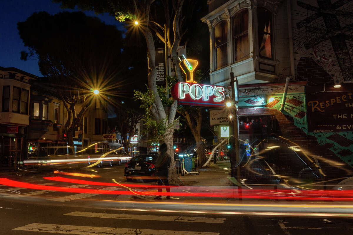 San Francisco's Pop's sparks debate on the term 'dive bar'