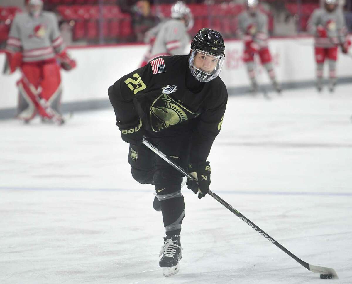 Neck guard saves young hockey player from P.E.I.