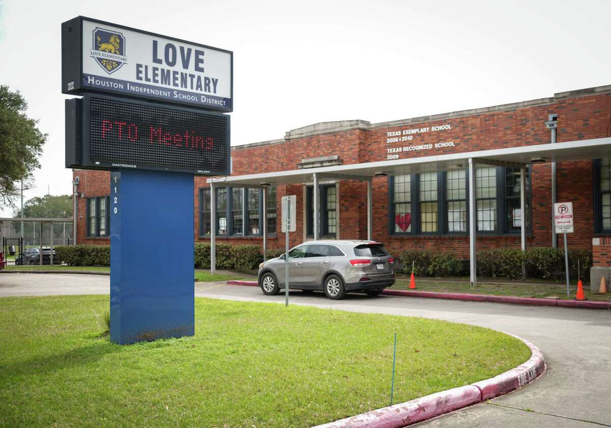 Why are so many Houston high schools struggling post pandemic?