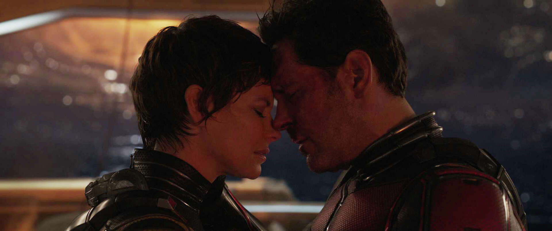 30 Superhero Logic Memes That Show They Make No Sense, image size:1920x804