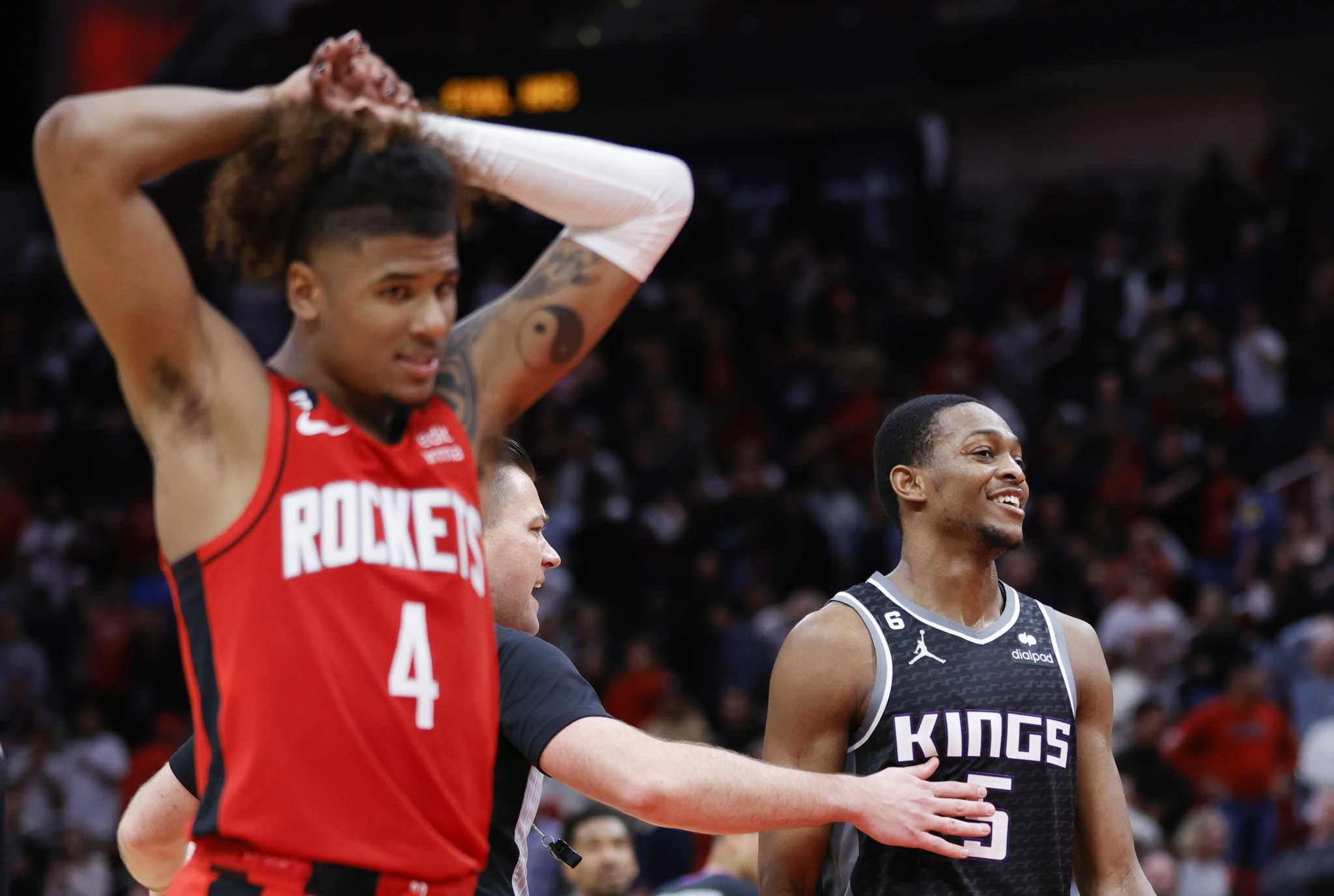 De'Aaron Fox of the Sacramento Kings argues a call with referee Brian  News Photo - Getty Images