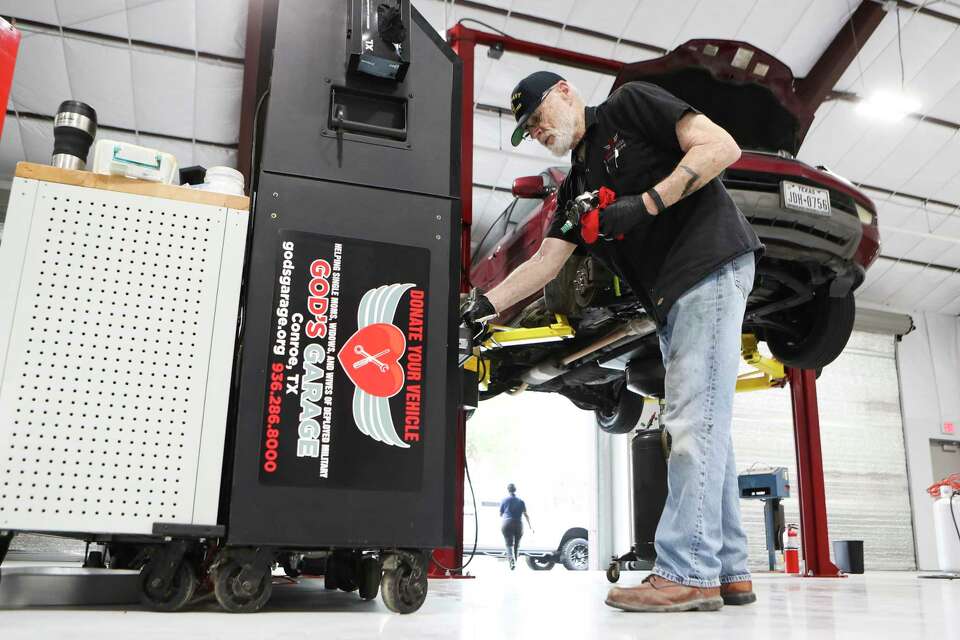 Conroe nonprofit God's Garage can fix up more cars for women in need