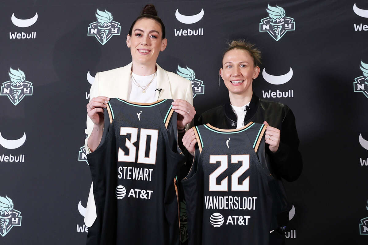 Sue Bird, Diana Taurasi and Candace Parker lead 2020 WNBA jersey sales --  shop the top 10 here