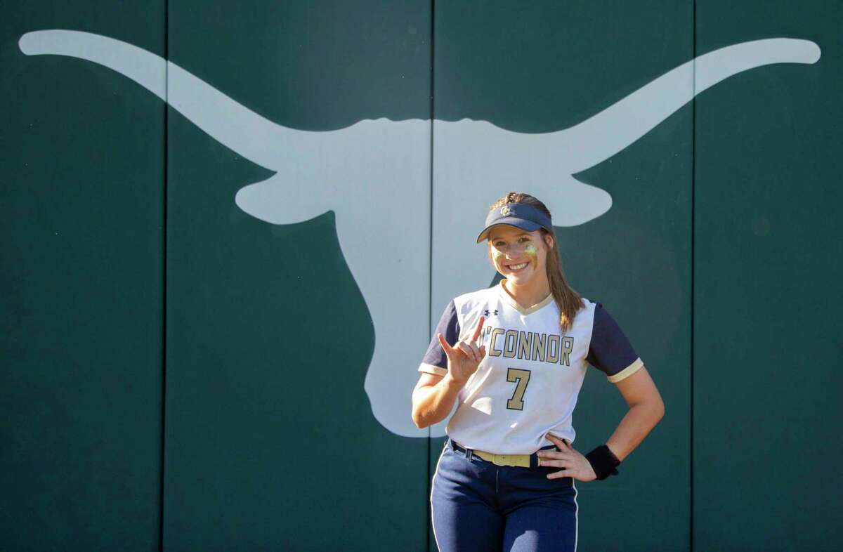 Texas softball looks to build on magical 2022