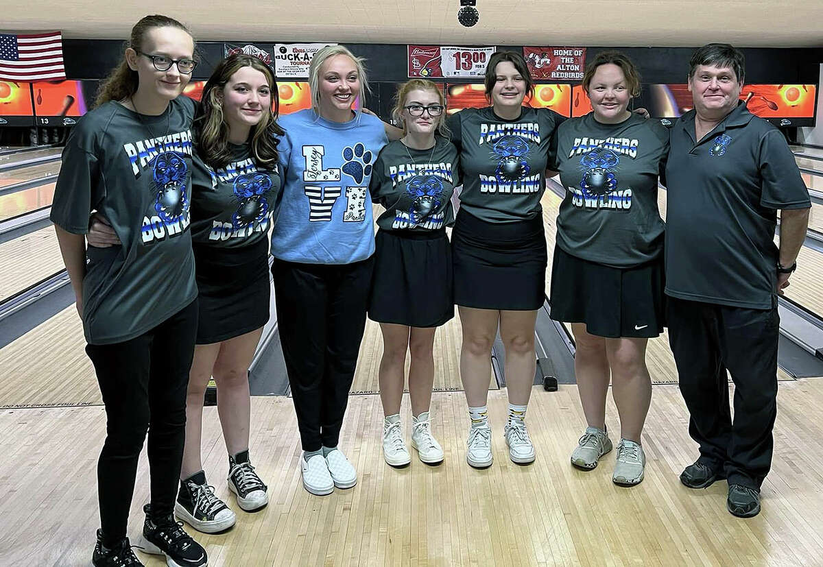 The Jersey High girls bowling team will take part at the IHSA Belleville East Sectional Saturday. From left are Karlie Edwards, Julie Vest, assistant coach Samantha Ayres, Coree Yates, Abigail Benz and head coach Steve Nelson.
