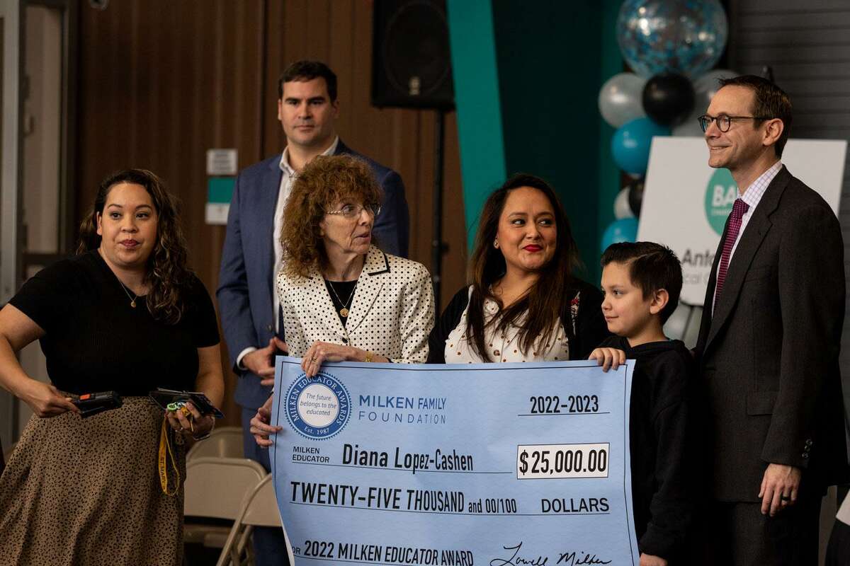 San Antonio teacher Diana Lopez surprised with $25,000 check