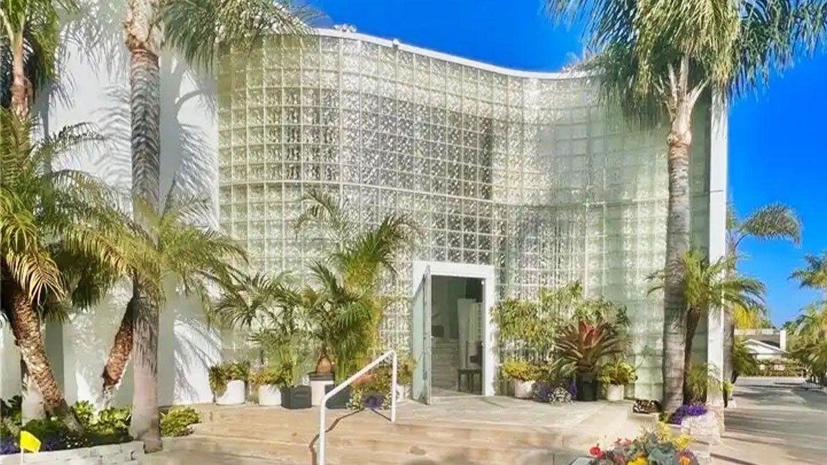 Glass-Block House in Newport Beach Is Giving 'Miami Vice' Vibes for $5M