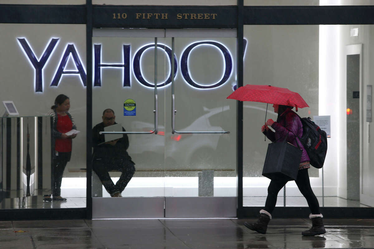 The entrance to the Yahoo San Francisco office building is seen on Fifth Avenue in San Francisco, Calif., Thursday, Dec. 15, 2016.