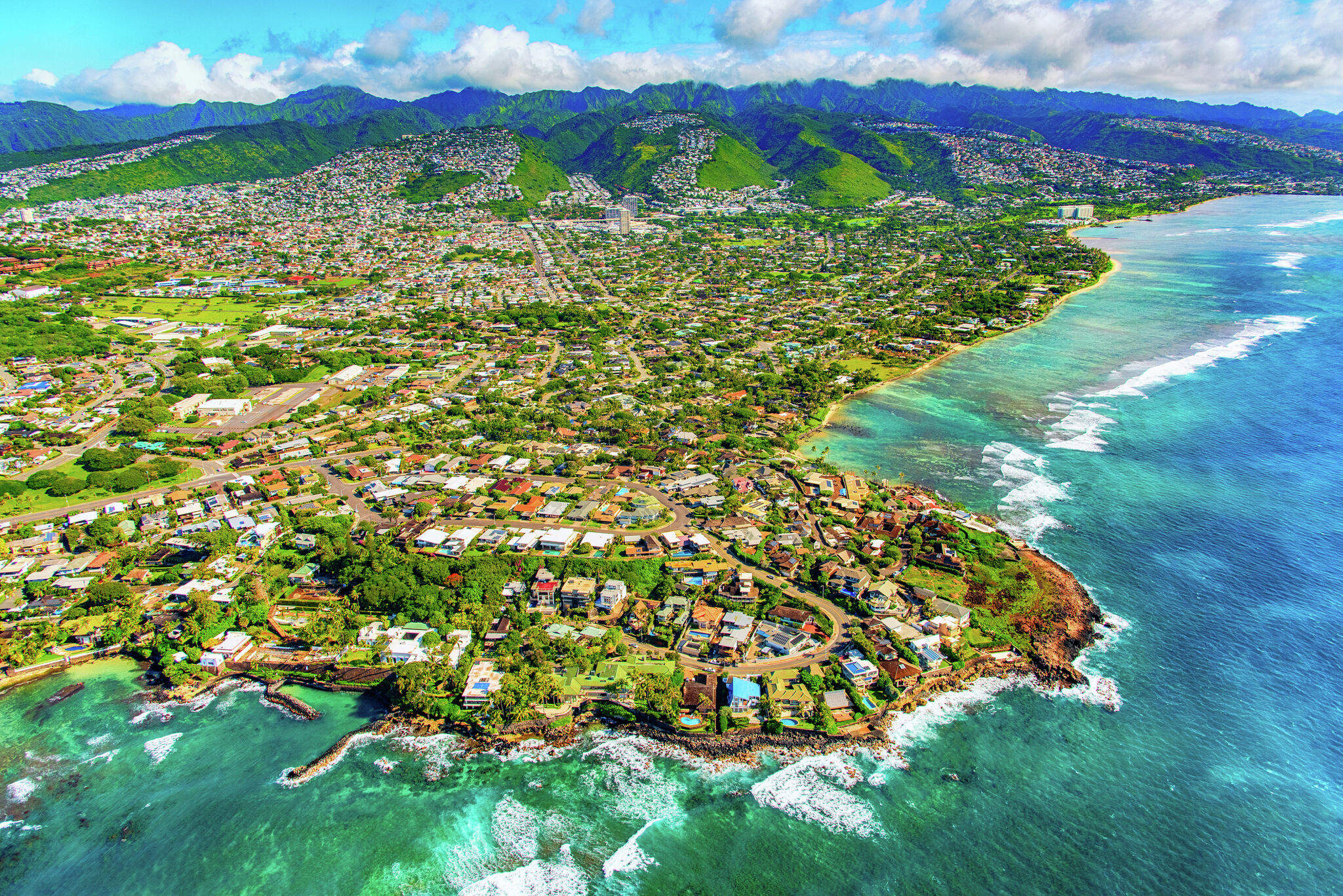 home-prices-in-one-hawaii-island-finally-fall-under-1m