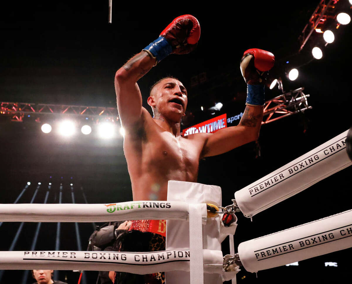 San Antonio boxing fans support Mario Barrios after Alamodome win