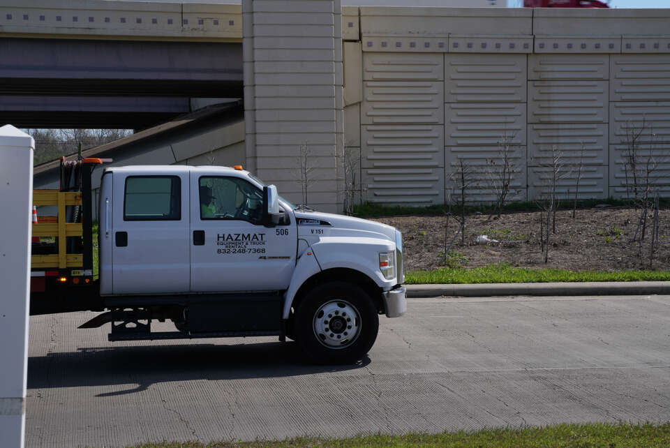 Shelter in place order lifted for Katy warehouse chemical leak