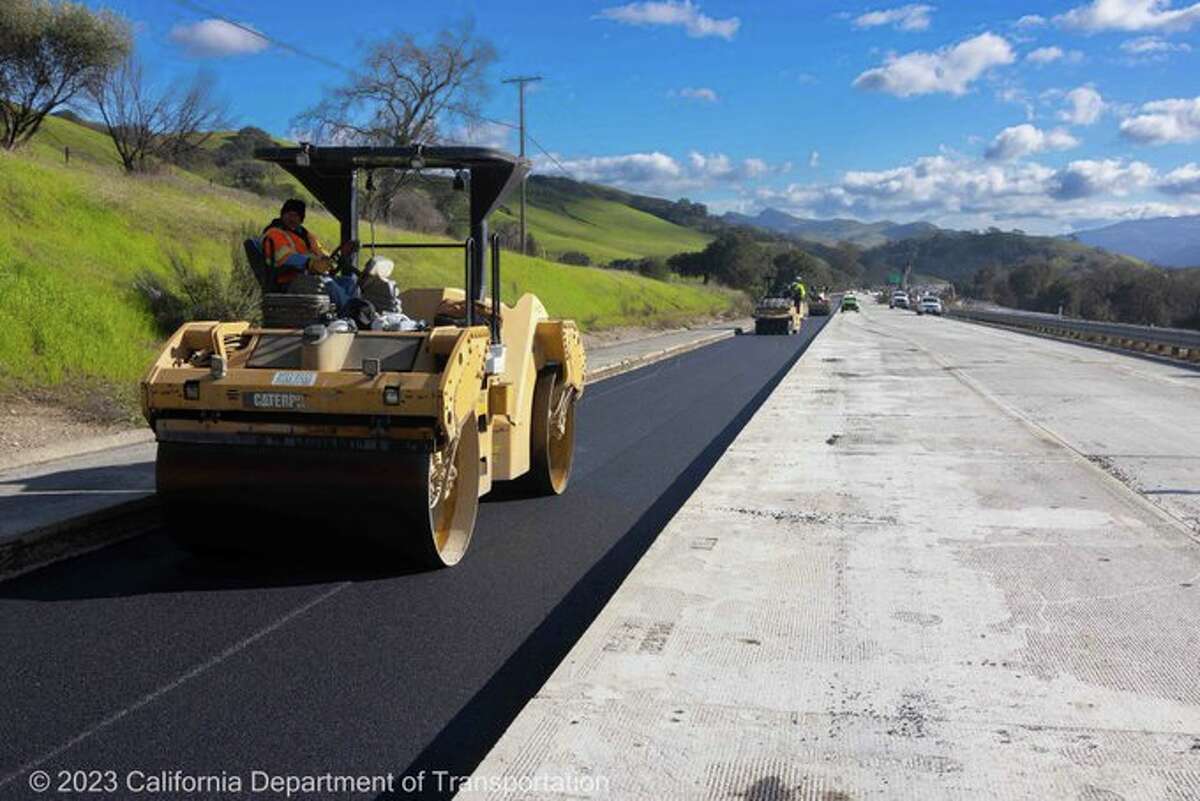 加州公路官员提醒驾车者，东湾680号州际公路的一段将因修路而关闭，直到周一早上。此前，这段临时关闭造成了周六的交通堵塞。