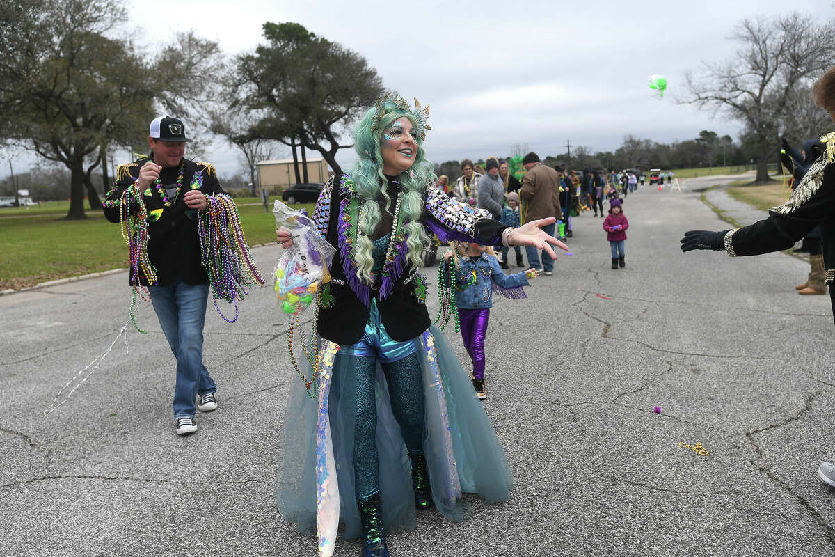 mardi gras parade beaumont