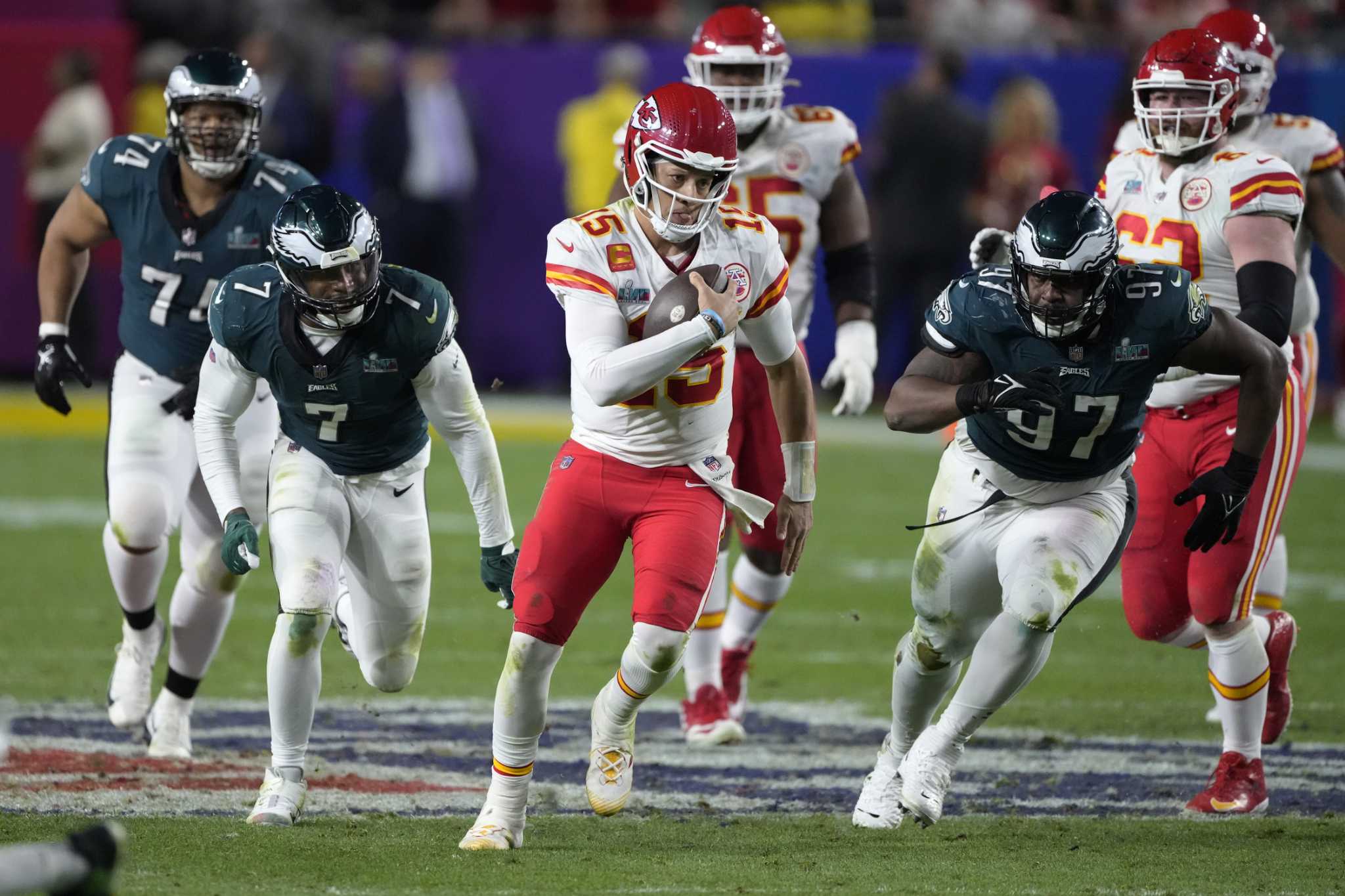 Eagles dominate injury-hampered 49ers to advance to Super Bowl - Los  Angeles Times