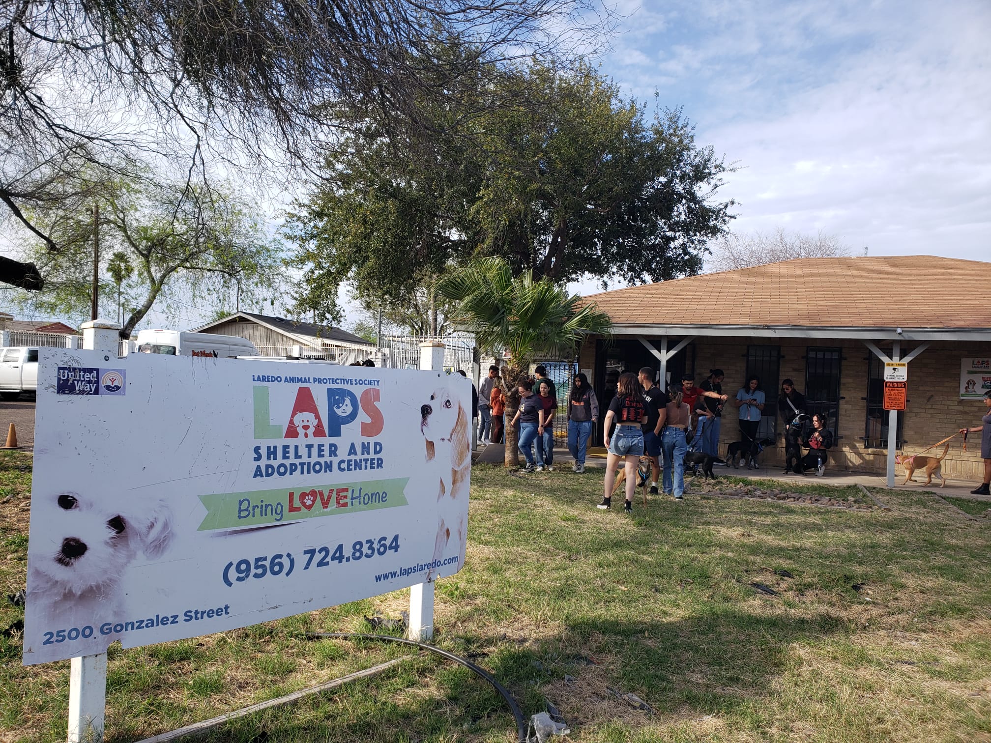 'Dog Days of Summer' fundraiser aids outdoor cooling at LAPS shelter - Vimarsana News