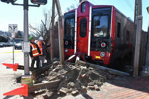 Metro-North service resumes on New Canaan Branch after crash