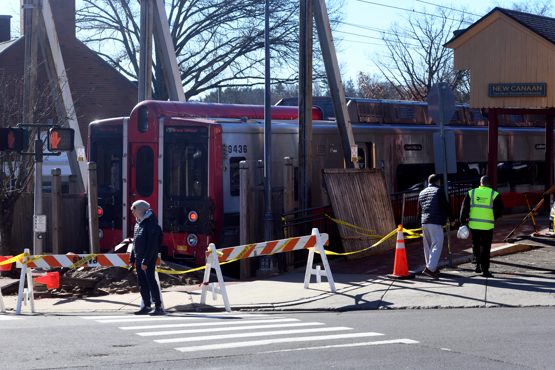 Metro-North service resumes on New Canaan Branch after train crash, image size:1800x1200