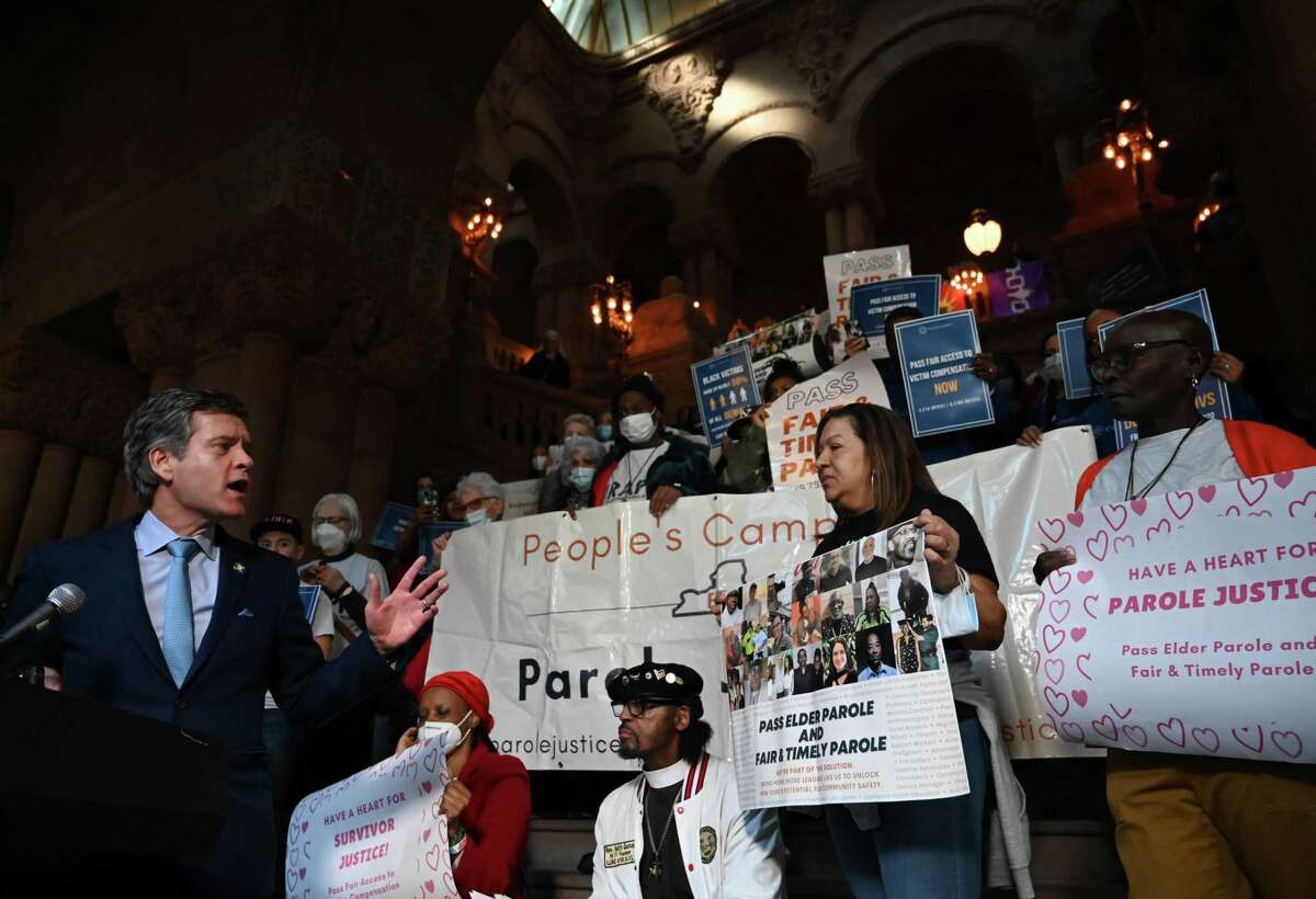 Parole system needs legislative overhaul, NY crime victims say