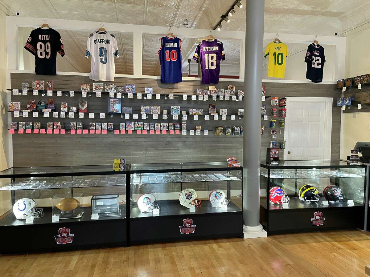 Manistee shop makes move to new space downtown