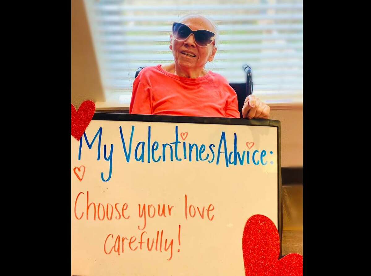 A Texas rehabilitation and care center is going viral after it asked its residents to give Valentine's Day advice.