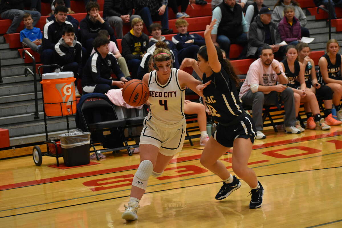 Reed City girls basketball edges Cadillac in defensive battle