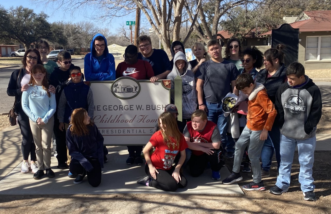 Midland Moments Bynum School tour W. Bush childhood home