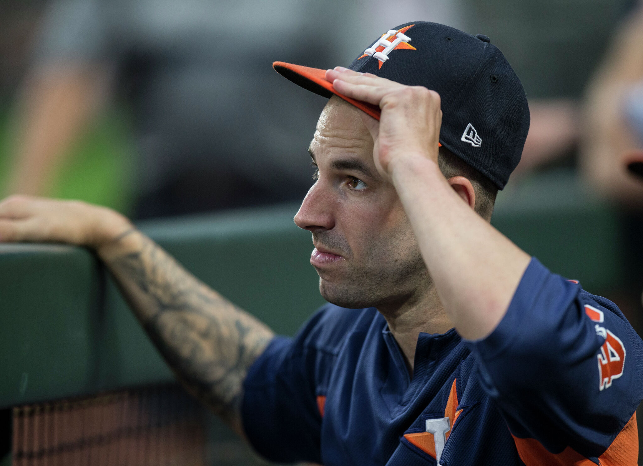 Why Astros fans should read book about sign-stealing scandal