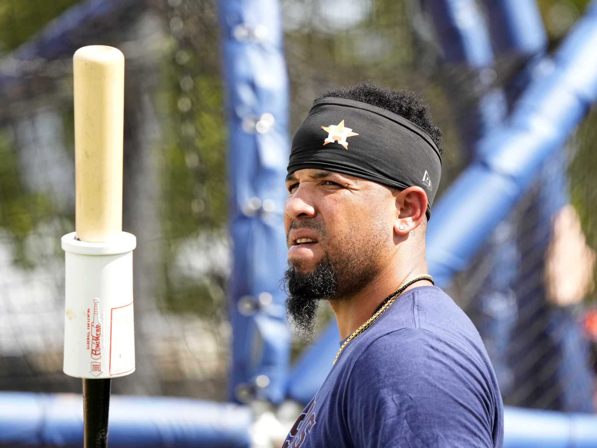 Astros sign free-agent first baseman Jose Abreu for 3 years, $58.5