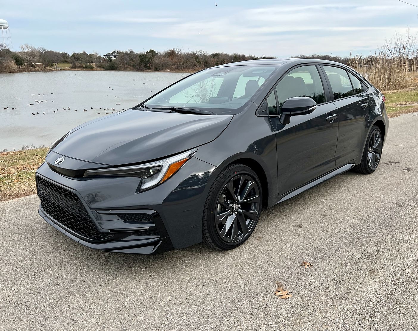 REVIEW 2023 Toyota Corolla XSE