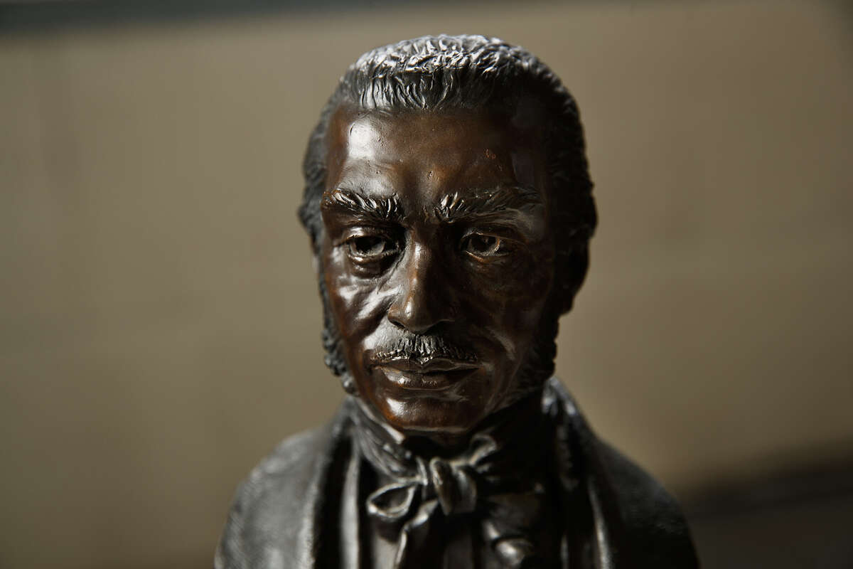 Shirley McWorter-Moss, a descendant of Free Frank McWorter, created a bust of what he may have looked like. Armando L. Sanchez/Chicago Tribune/TNS