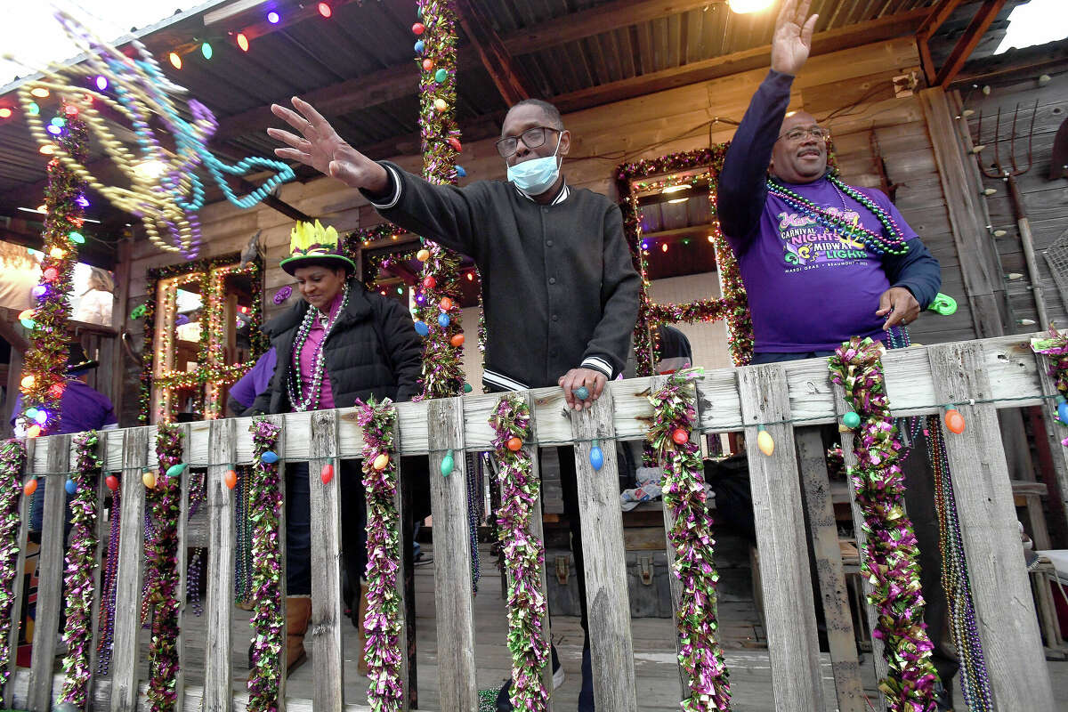 mardi gras parade beaumont