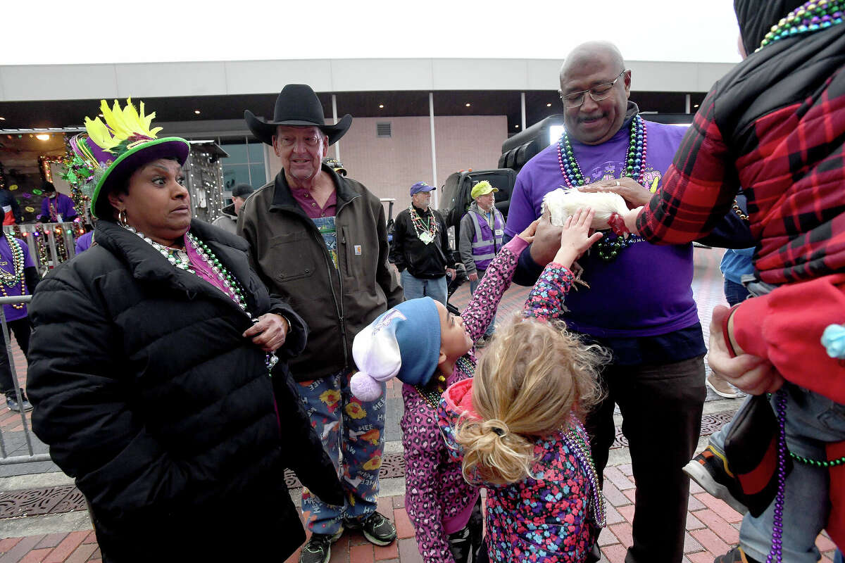 Mardi Gras of Southeast Texas kicks off with the chicken toss