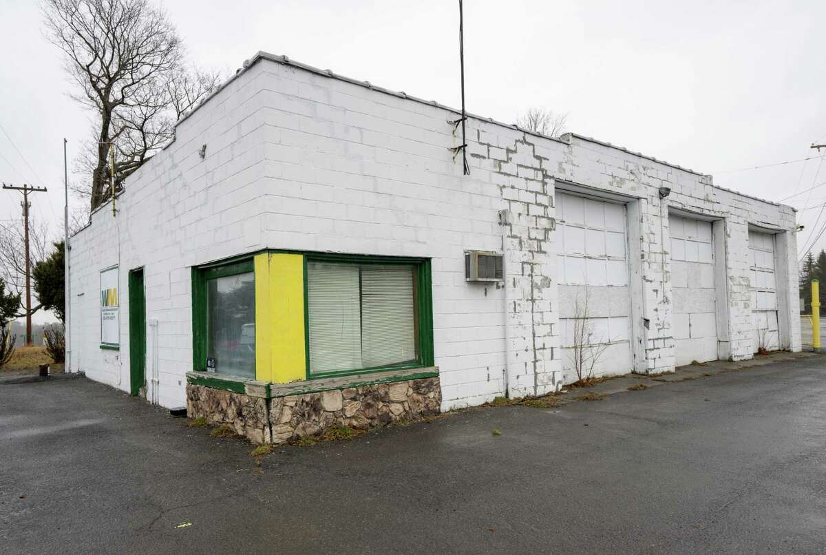 Poestenkill and Sand Lake working together to build dog shelter