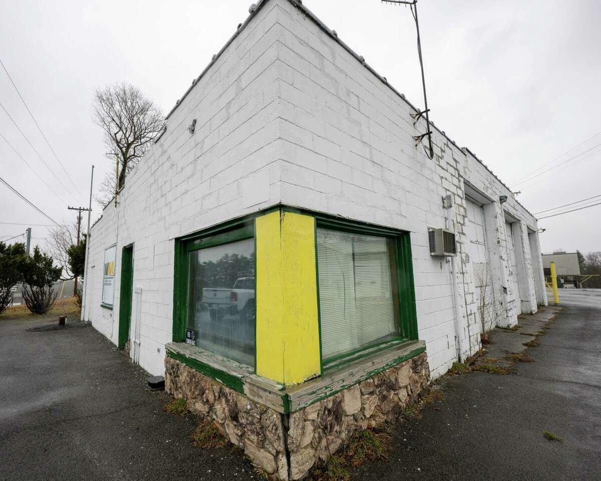 Poestenkill and Sand Lake working together to build dog shelter