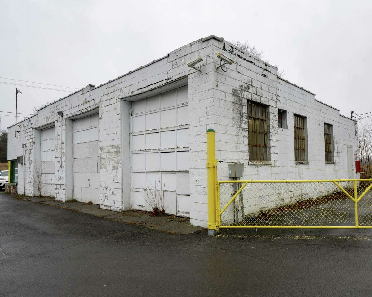 Poestenkill and Sand Lake working together to build dog shelter