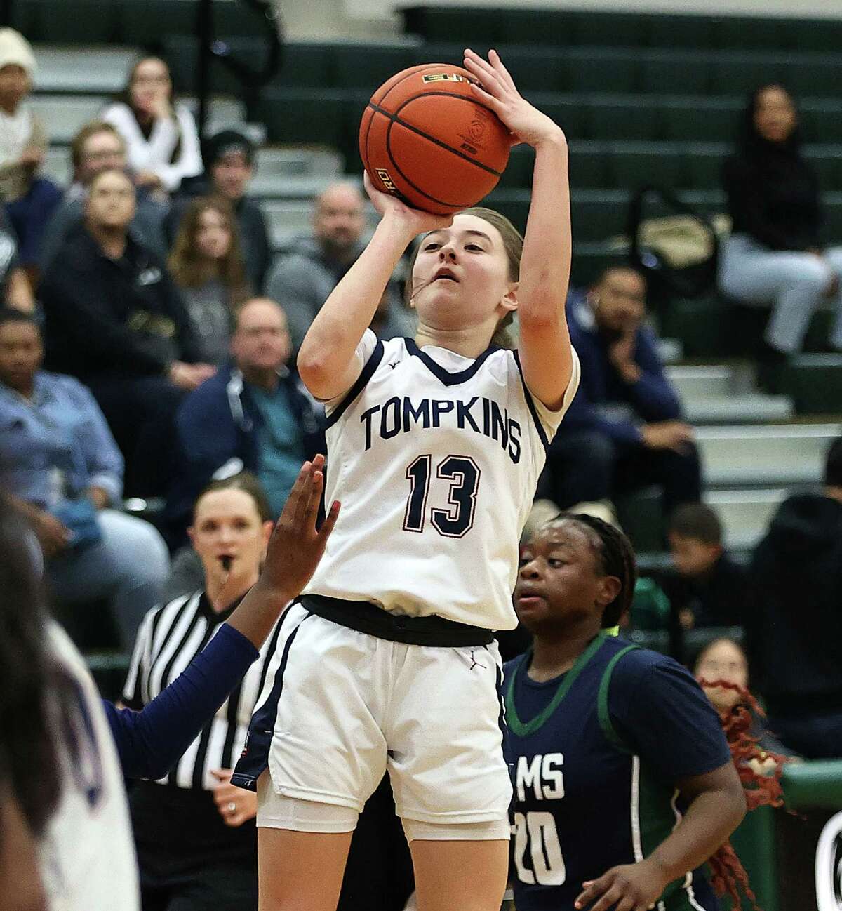 Katy Tompkins Falcons advance to Region III-6A quarterfinals